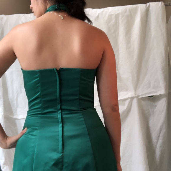 Emerald green Evening gown, halter top diamond A - Picture 3 of 8